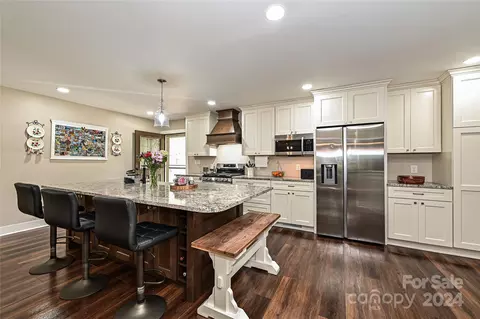 Kitchen - 266 Saddle Rd, Lancaster, SC 29720 photo 1 of 6