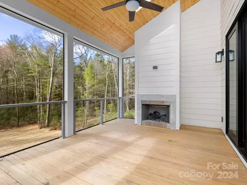 Exterior - 70 Reta Rd, Fairview, NC 28730 photo 3 of 4