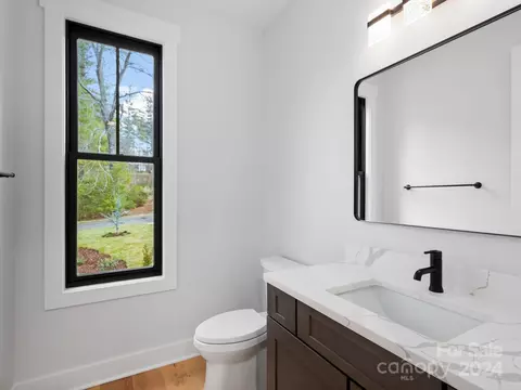Bath - 70 Reta Rd, Fairview, NC 28730 photo 3 of 6