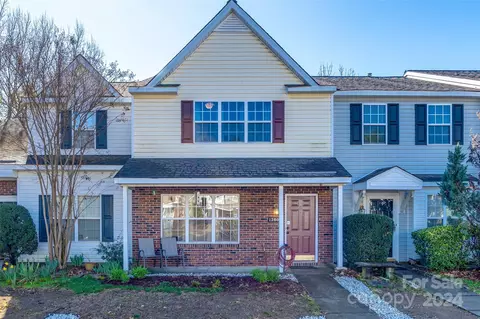 12809 Sickles Dr, Charlotte, NC 28273