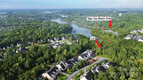 687 Reliance 19 Ct #19, Tega Cay, SC 29708