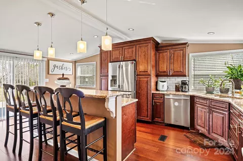Kitchen - 8553 Hagers Ferry Rd, Denver, NC 28037 photo 1 of 6
