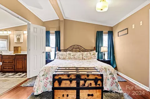 Bedroom - 8553 Hagers Ferry Rd, Denver, NC 28037 photo 1 of 7