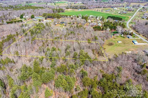 5921 Leil Rd, Hickory, NC 28602 photo 2
