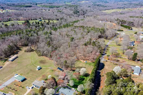 5921 Leil Rd, Hickory, NC 28602 photo 17