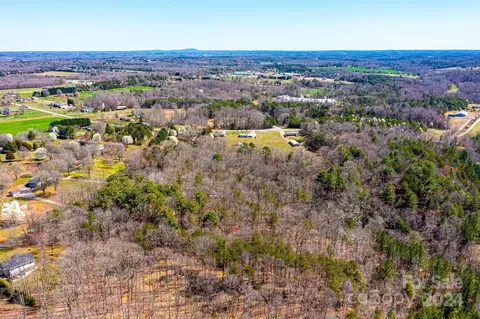 5921 Leil Rd, Hickory, NC 28602 photo 11
