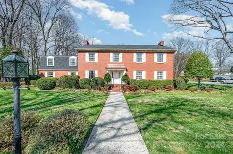 400 Walker St, Kannapolis, NC 28081