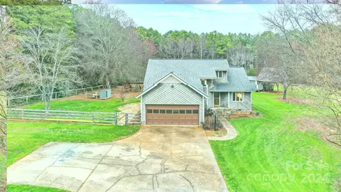 Exterior - 7743 Mcconnell Rd, Denver, NC 28037 photo 2 of 15