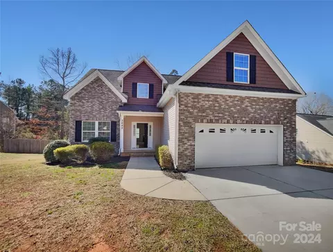 Exterior - 3682 Travertine Dr, Lancaster, SC 29720 photo 2 of 4