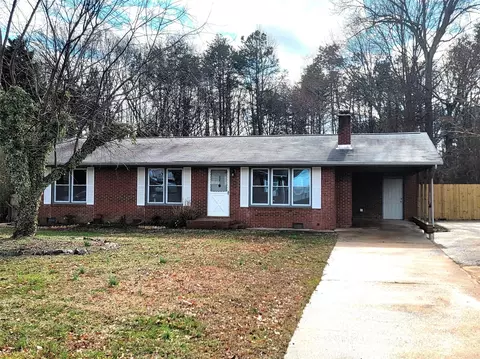 121 Lou Dr, Gastonia, NC 28052
