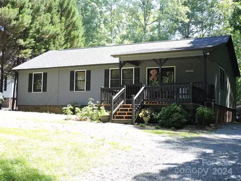 129 Creswell Rd, Mount Gilead, NC 27306