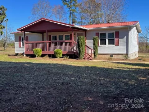 1387 Maiden Wood Cir, Maiden, NC 28650