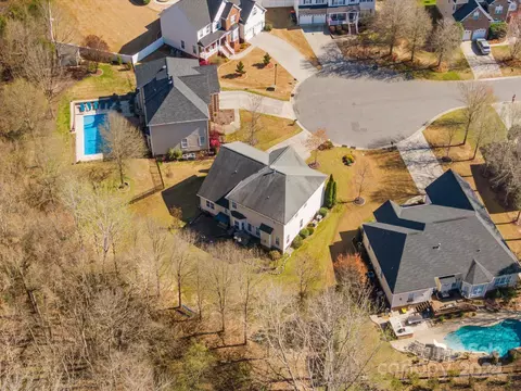 View/Area - 219 Clear Spring Ct, Fort Mill, SC 29708 photo 3 of 5
