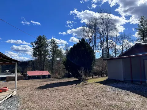 Exterior - 110 Pole Miller Ext, Brevard, NC 28712 photo 19 of 22