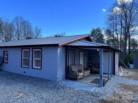 Exterior - 110 Pole Miller Ext, Brevard, NC 28712 photo 17 of 22