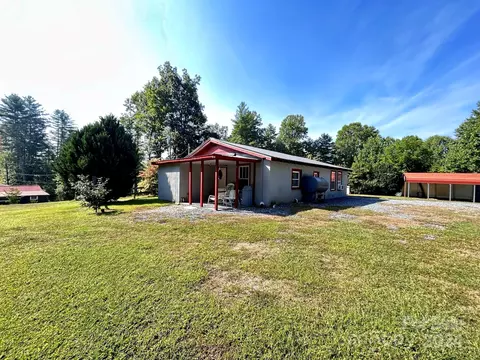 Exterior - 110 Pole Miller Ext, Brevard, NC 28712 photo 7 of 22