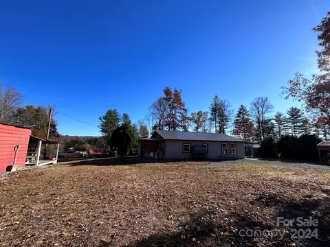 Exterior - 110 Pole Miller Ext, Brevard, NC 28712 photo 14 of 22