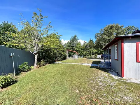 Exterior - 110 Pole Miller Ext, Brevard, NC 28712 photo 11 of 22