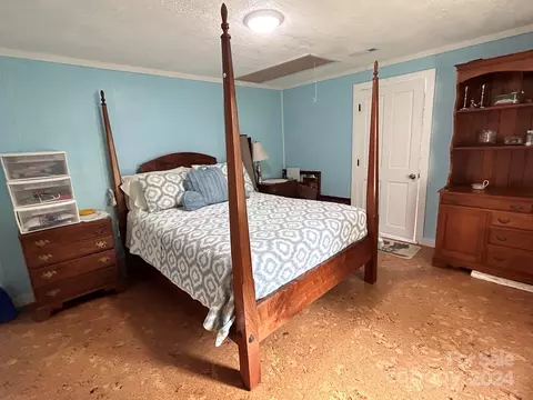 Bedroom - 110 Pole Miller Ext, Brevard, NC 28712 photo 1 of 3