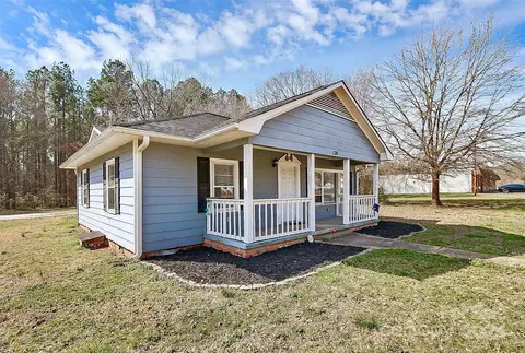 1316 Grace Ave, Lancaster, SC 29720