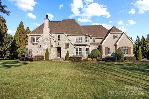 284 Milford Cir, Mooresville, NC 28117