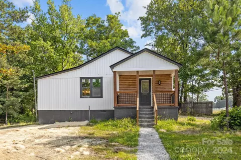 2478 Lynwood Dr, Lancaster, SC 29720