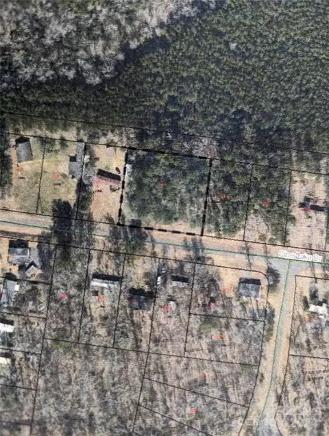 339 Pinelake Dr, Troy, NC 27371