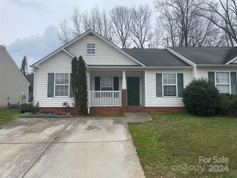 1208 Camellia Ct, Rock Hill, SC 29732