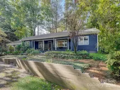 2007 Laurel Park Hwy, Laurel Park, NC 28739