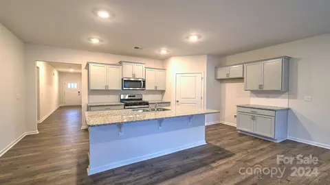 88 Callie River Ct, Clyde, NC 28721 photo 2