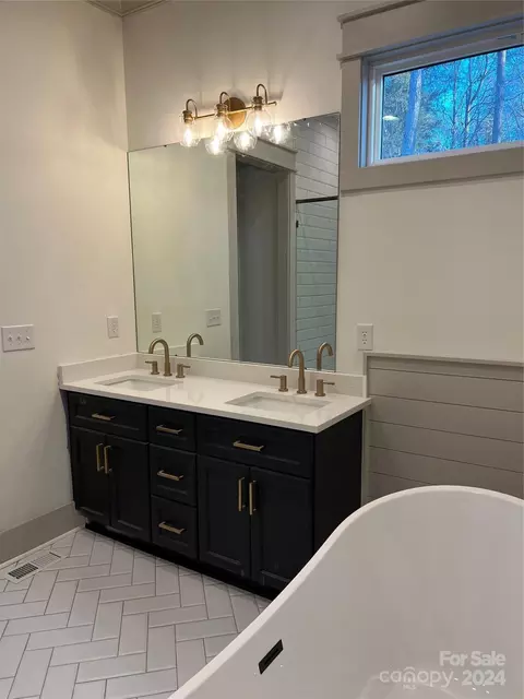 Bath - 1018 Piney Dr, Monroe, NC 28110 photo 8 of 8