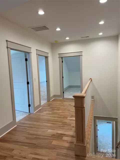 Entry Way - 1018 Piney Dr, Monroe, NC 28110 photo 2 of 2
