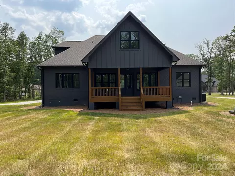 Exterior - 1018 Piney Dr, Monroe, NC 28110 photo 9 of 11