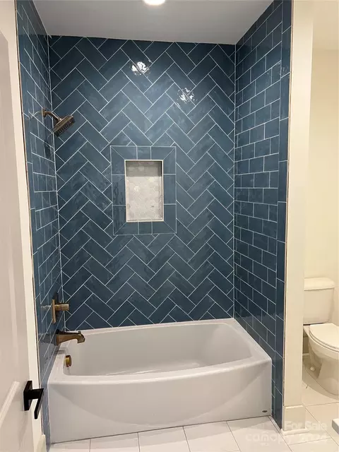 Bath - 1018 Piney Dr, Monroe, NC 28110 photo 1 of 8