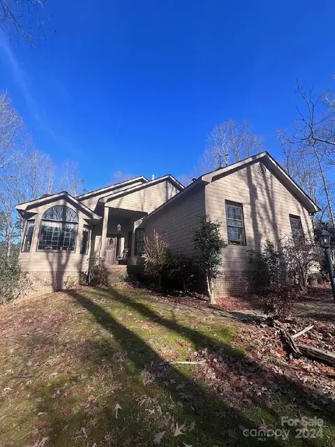 5721 Polk Mountain Dr, Marshville, NC 28103