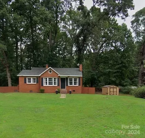 3495 Nc 150 Hwy, Lincolnton, NC 28092