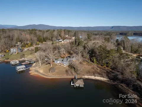 View/Area - 2302 E Point Rd, Nebo, NC 28761 photo 5 of 9