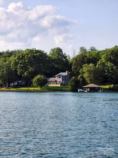 View/Area - 2302 E Point Rd, Nebo, NC 28761 photo 8 of 9
