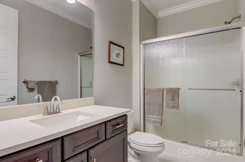Bath - 34 Ledgestone Dr, Fairview, NC 28730 photo 5 of 5