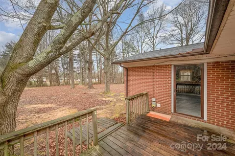 Exterior - 5465 Cavin Ln, Kannapolis, NC 28081 photo 3 of 6