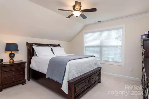 Bedroom - 11618 Westbranch Pkwy, Davidson, NC 28036 photo 3 of 6