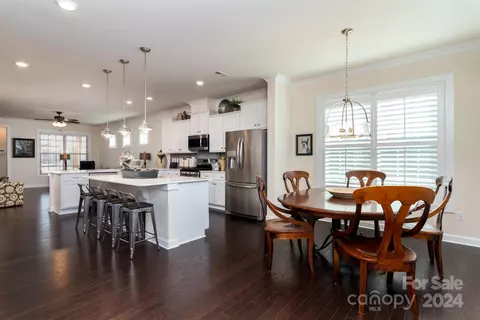 Dining - 11618 Westbranch Pkwy, Davidson, NC 28036 photo 1 of 3