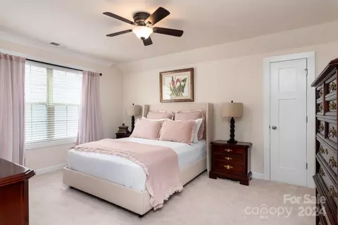 Bedroom - 11618 Westbranch Pkwy, Davidson, NC 28036 photo 4 of 6