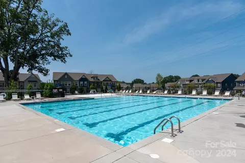 Exterior - 11618 Westbranch Pkwy, Davidson, NC 28036 photo 9 of 9