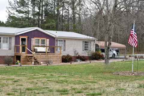 2614 N Rocky River Rd, Lancaster, SC 29720