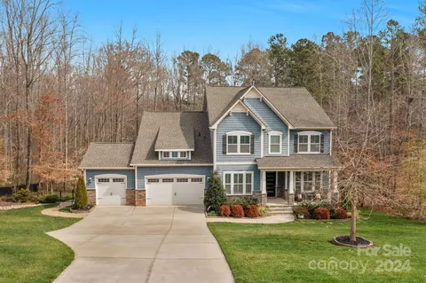 1232 Crofton Dr, Waxhaw, NC 28173