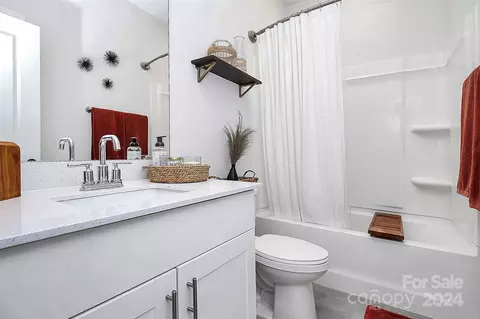 Bath - 3324 Plum Dr, Monroe, NC 28110 photo 3 of 3