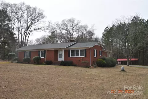 5493 Harmony Church Rd, Edgemoor, SC 29712