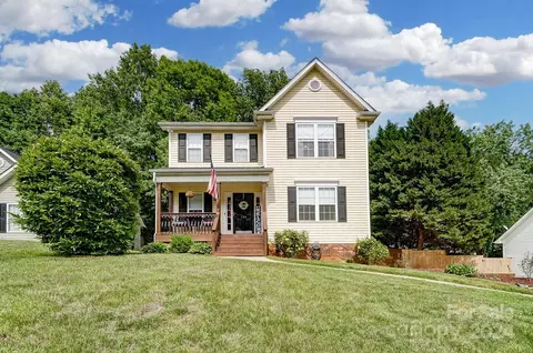 124 Arbor Ridge Rd, Mount Holly, NC 28120