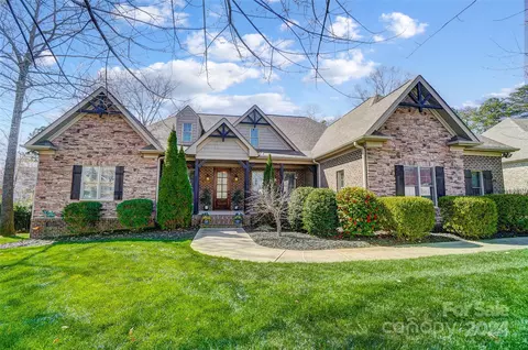 910 Abilene Ln, Fort Mill, SC 29715